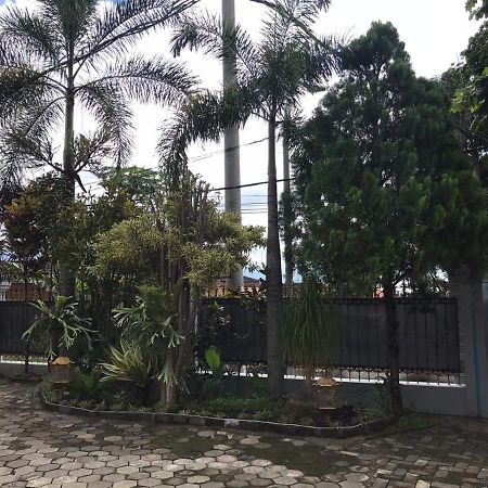 Villa & Guest House Batu Indah Zewnętrze zdjęcie